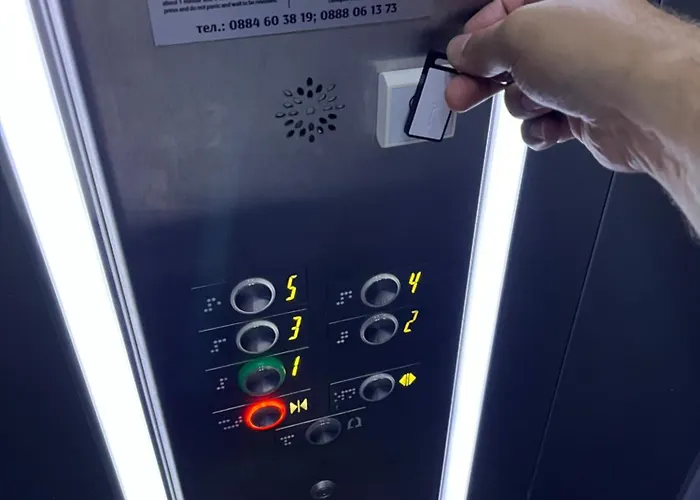 Vip Vision Lux ساني بيتش